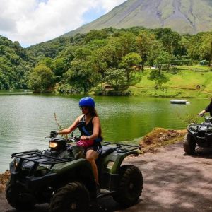 Tour De Cuadraciclos Al Volcán Arenal + Termales
