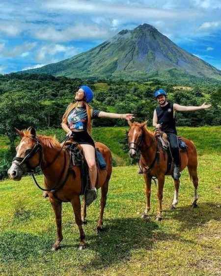 Tour A Caballo Al Volcán Arenal - Imagen 9