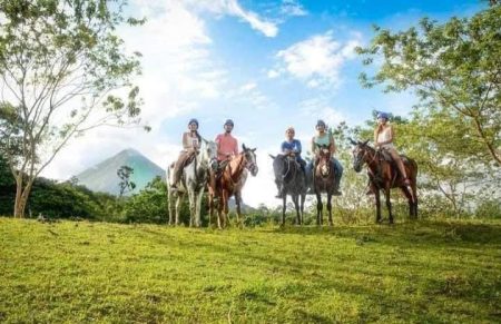 Tour A Caballo A La Catarata La Fortuna - Imagen 4
