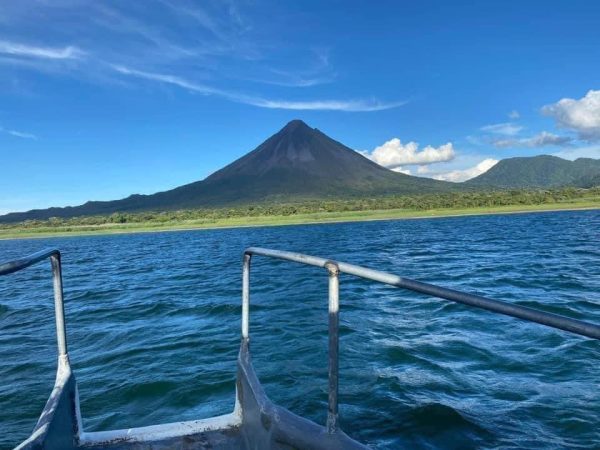Tour Paseo En Lancha Por El Lago Arenal - Imagen 6