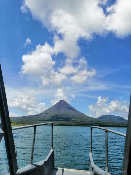 Tour Paseo En Lancha Por El Lago Arenal - Imagen 7