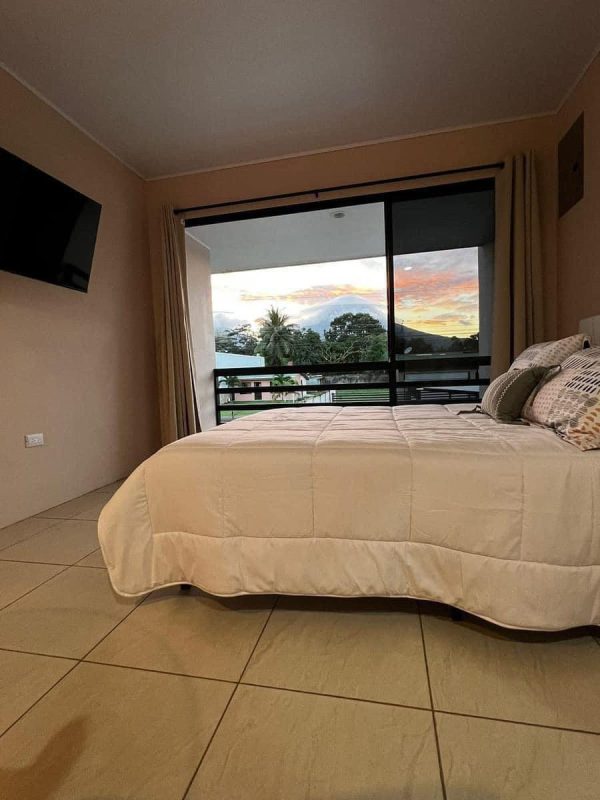 Equipped apartments with volcano views - Imagen 13