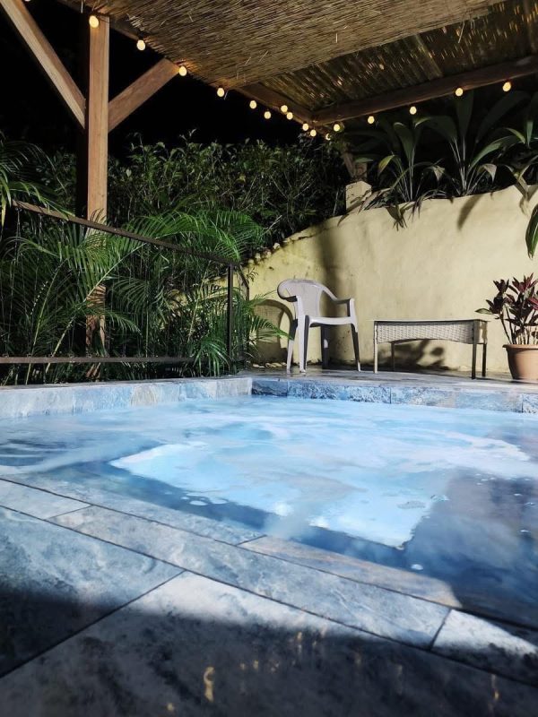 Chalet with private jacuzzi - Imagen 5
