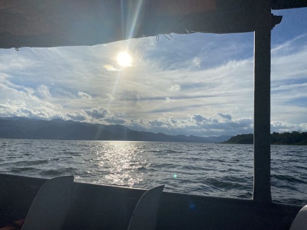 Boat ride on Lake Arenal - Imagen 21