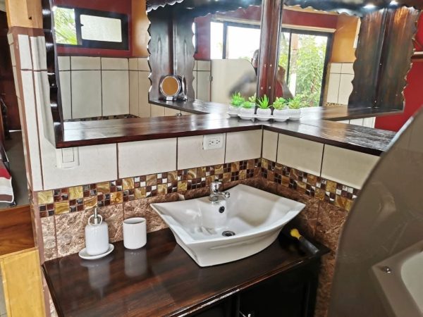 Cabaña de lujo con jacuzzi privado - Imagen 24