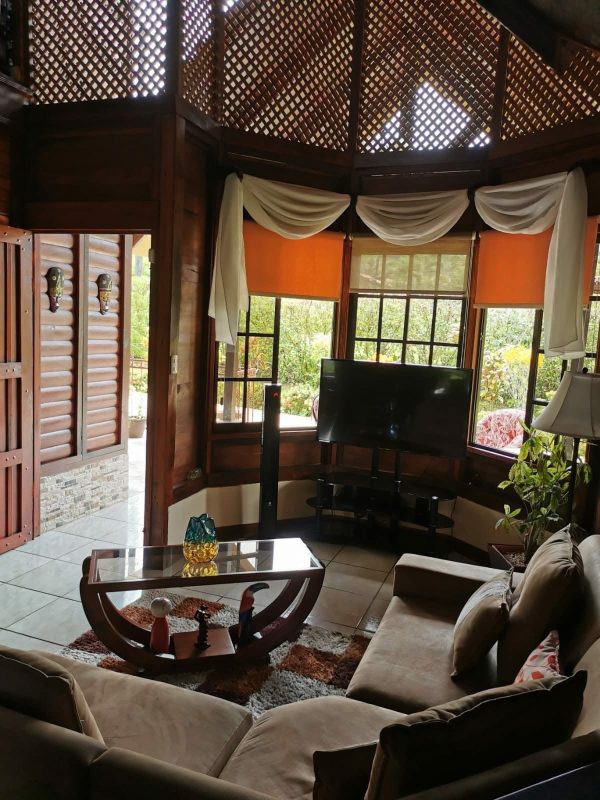 Cabaña de lujo con jacuzzi privado - Imagen 23